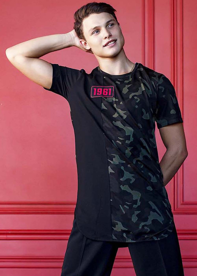 Футболка WISH, короткий рукав 90%бавовна, 10%еластан, мілітарі-хакі, L