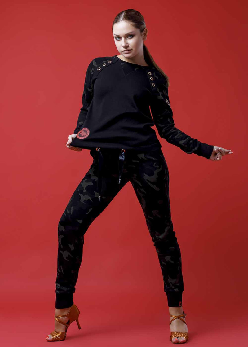 Топ REACH, довгий рукав 90%бавовна, 10%еластан, мілітарі-хакі, S