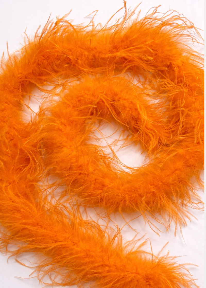 Боа страус однониточный перо, светло-оранжевый, 1.8m